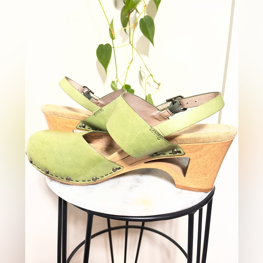 Dansko Green Leather Clog Mules with Wood Heel - Picture 3 of 9